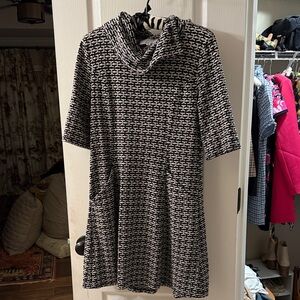 Black and White Patterned Dress Signature by RobbieBee